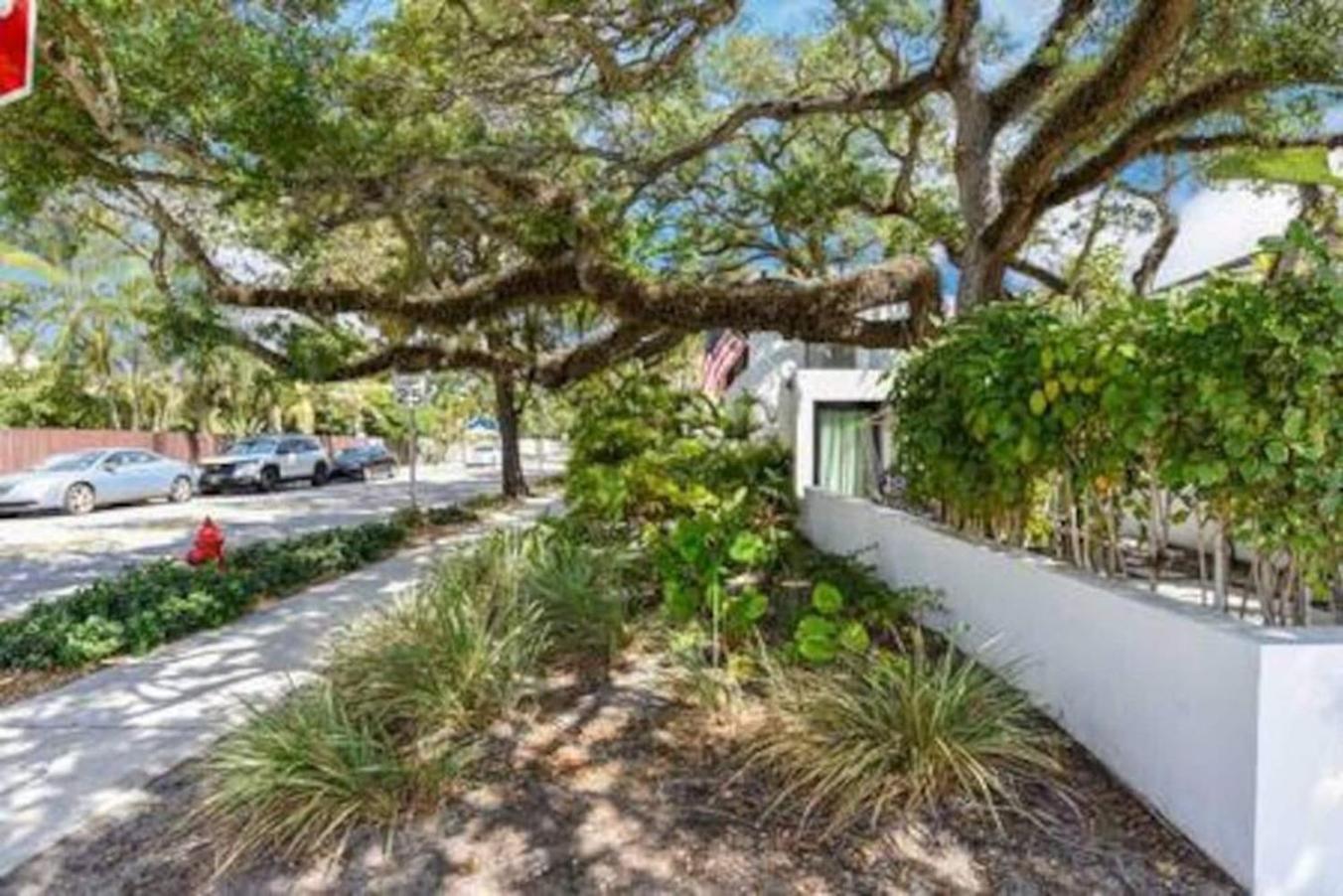 Las Olas Hammocks Unit 4 By Pmi Fort Lauderdale Exterior photo